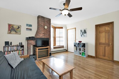 199 Spring St Unit 4 Portland-large-008-