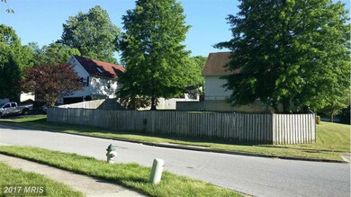 4407 Birchtree Ln, Temple Hills, MD 20748 - photo 2