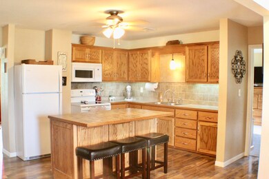 13532 Jay Dr, Neosho, MO 64850 - photo 6