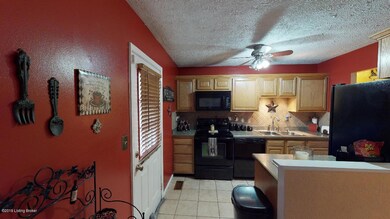 8710 William Penn Way, Louisville, KY 40228 - photo 6