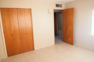 20160510230136560364000000-o