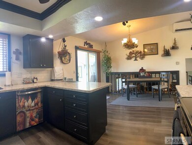 33 S 800 W, Blackfoot, ID 83221 - photo 5