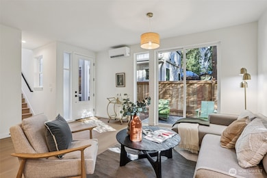 13748 Stone Ave N, Seattle, WA 98133 - photo 6