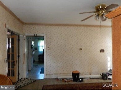 215 Commerce St unit 999, Harrington, DE 19952 - photo 4