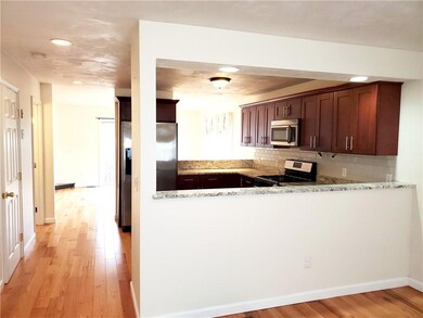 660 Cottage St unit 8, Pawtucket, RI 02861 - photo 5