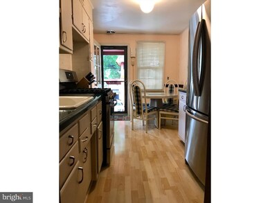 201 Evergreen Ave, Folsom, PA 19033 - photo 5