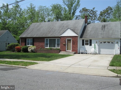 304 Greenleigh Ct, Cherry Hill, NJ 08002 - photo 2