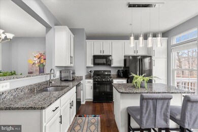 2963 Huntington Grove Square, Alexandria, VA 22306 - photo 2