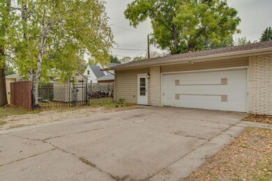 2005 15th St S, Moorhead, MN 56560 - photo 3
