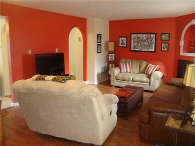 Living Room. Freshly Painted
