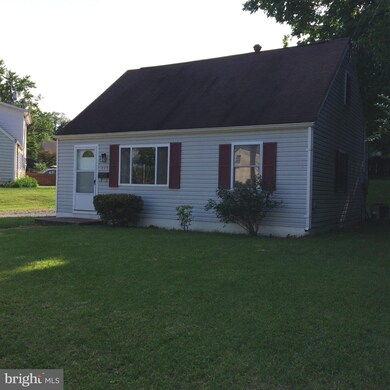 111 Courtney Dr, Manassas Park, VA 20111 - photo 2