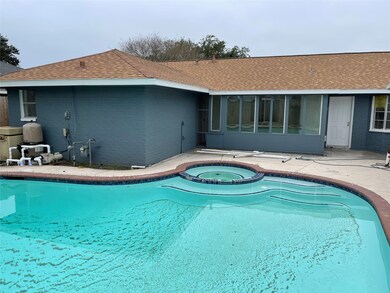 11727 Kirkway Dr, Houston, TX 77089 - photo 4