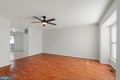 3404 Tuckahoe Ct, Dumfries, VA 22026 - photo 6