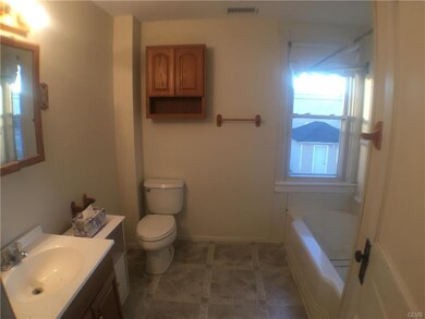 1108 N Irving St, Allentown, PA 18109 - photo 4