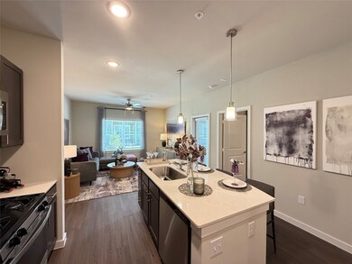 MODEL UNIT SHOWN