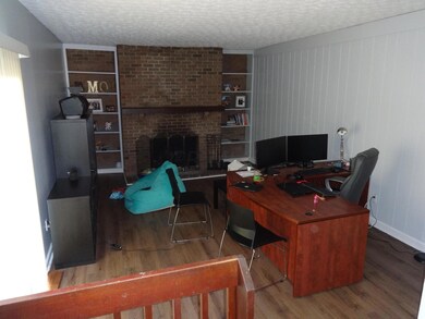 1813 Watertower Family Rm