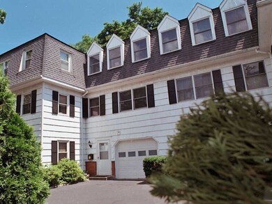 213 River Road Extension unit B, Cos Cob, CT 06807 - photo 2