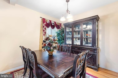 3 Keats Ct, East Windsor, NJ 08520 - photo 5