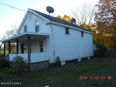 48 Walnut St, Glens Falls, NY 12801 - photo 4