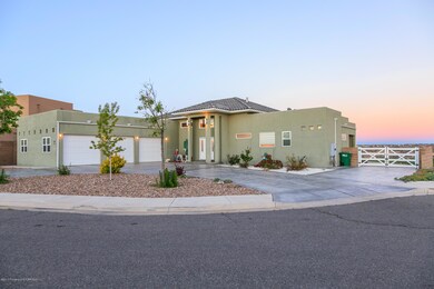 4704 Hilltop Ct, Farmington, NM 87402 - photo 4