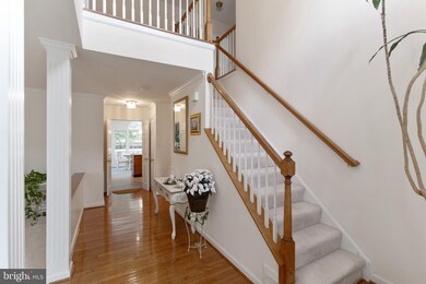 11233 Minstrel Tune Dr, Germantown, MD 20876 - photo 2