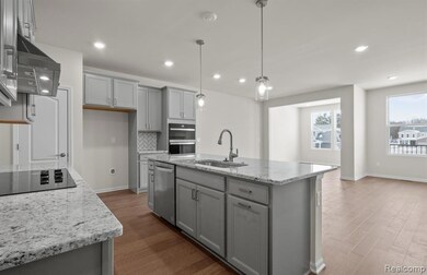 4040 Nottingham Cir, Clarkston, MI 48346 - photo 7