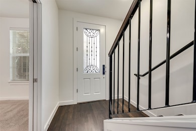 Entry and 1st level bedroom with en-suite bath