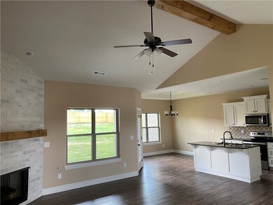 531 Captain Stockton St, Prairie Grove, AR 72753 - photo 3