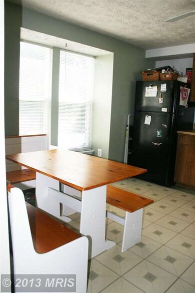 9560 Glen Oaks Ln, Columbia, MD 21046 - photo 5