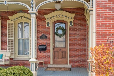 603 Clay St, Cedar Falls, IA 50613 - photo 4