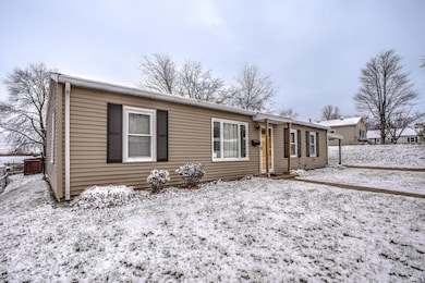 4118 Meadowridge Rd, Evansville, IN 47710 - photo 3