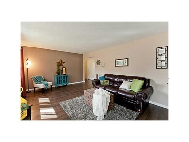 Living Room-L1.