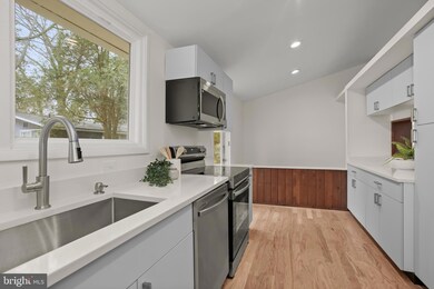 11510 Highview Ave, Silver Spring, MD 20902 - photo 5