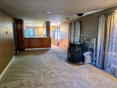 130 8th Ave N, Shelby, MT 59474 - photo 2