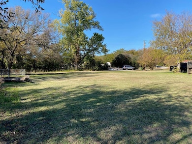 308 Pioneer Trail, Weatherford, TX 76087 - photo 5