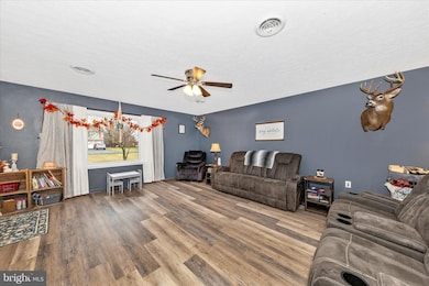 126 Game Trail Rd, Falling Waters, WV 25419 - photo 5