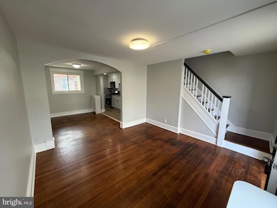 6948 Clinton Rd, Upper Darby, PA 19082 - photo 2