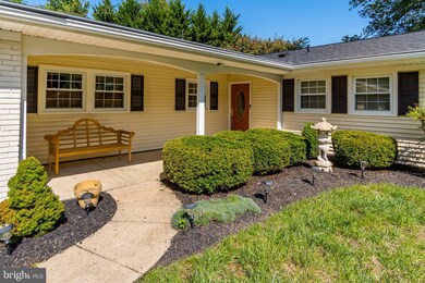 12911 Victoria Heights Dr, Bowie, MD 20715 - photo 4