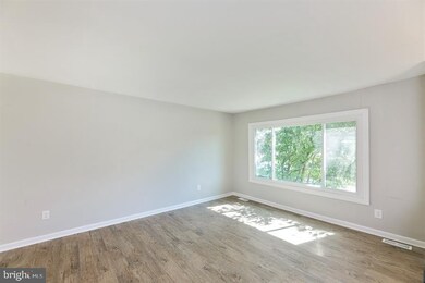 44 Sandal Ln, Willingboro, NJ 08046 - photo 3