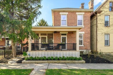 01-519 E Sycamore St-001