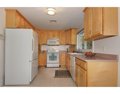10 Jay Ave, Northborough, MA 01532 - photo 5