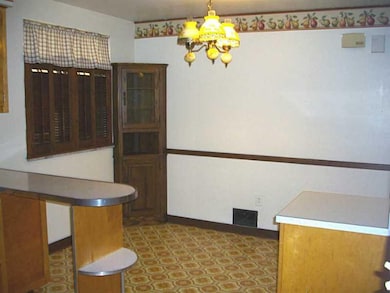 Kitchen. EAT IN KITCHEN