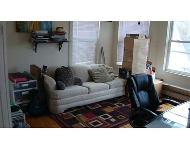 37 Oak St unit 3R, Somerville, MA 02143 - photo 5