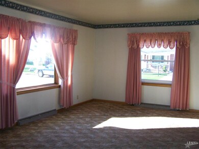 335 W Butcher St, Geneva, IN 46740 - photo 4