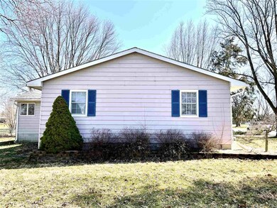 505 E Walnut St, Converse, IN 46919 - photo 2