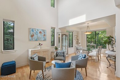 6_Livingroom_1800x1200_4237885