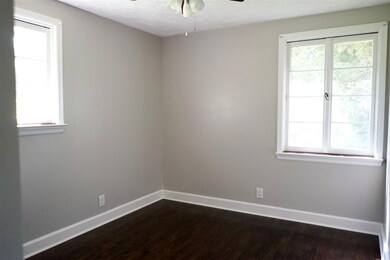 501 Oakwood Dr, Columbia, TN 38401 - photo 7