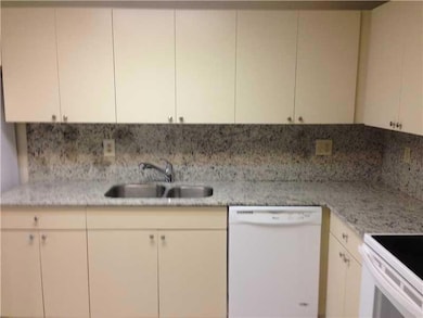 6542 Via Regina, Boca Raton, FL 33433 - photo 4