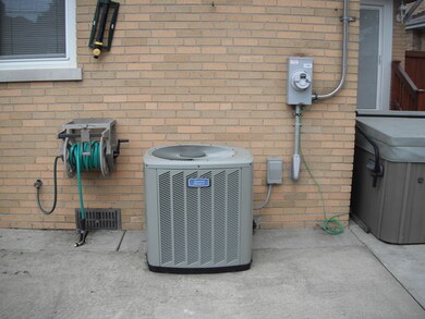 1920 Manchester Ave, Westchester, IL 60154 - photo 4