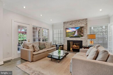 9451 Turnberry Dr, Potomac, MD 20854 - photo 7